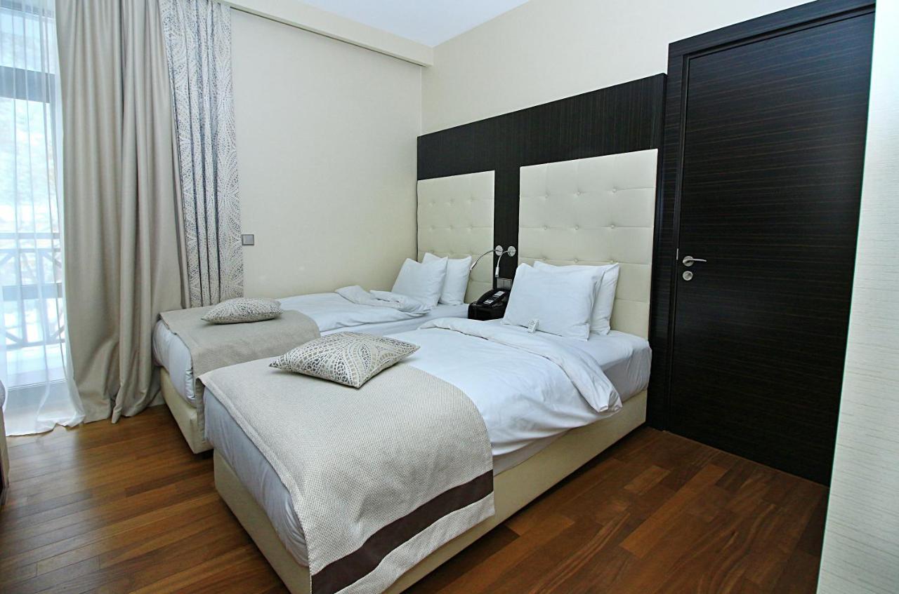 Crowne Plaza - Borjomi By Ihg Hotel Екстериор снимка A bedroom in a hotel