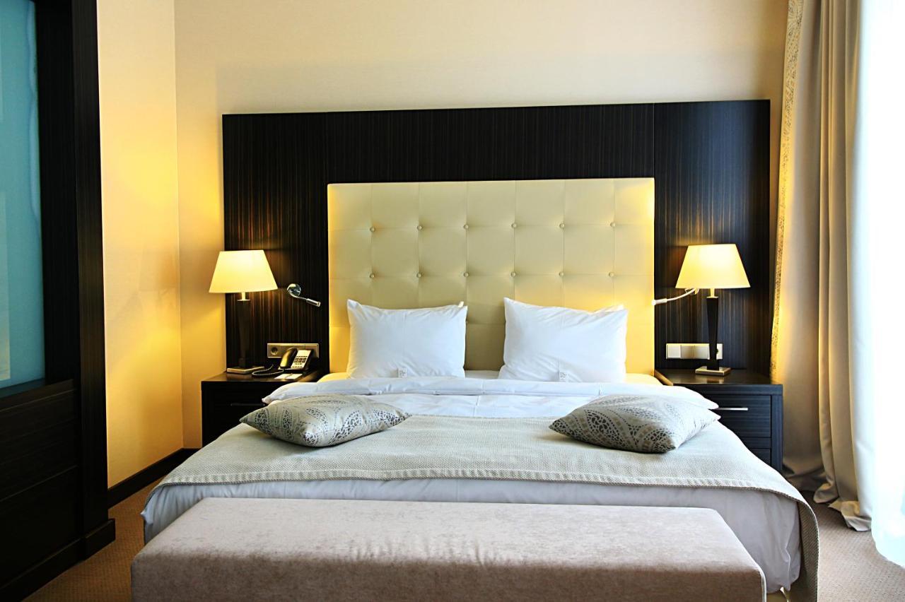 Crowne Plaza - Borjomi By Ihg Hotel Стая снимка A bedroom